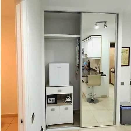 Apartmán Modern 1br Walk To Beach, Casino & Puerto Banus *