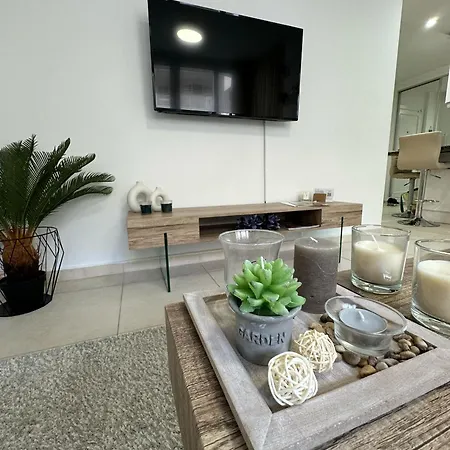 Apartment Modern 1br Walk To Beach, Casino & Puerto Banus Marbella